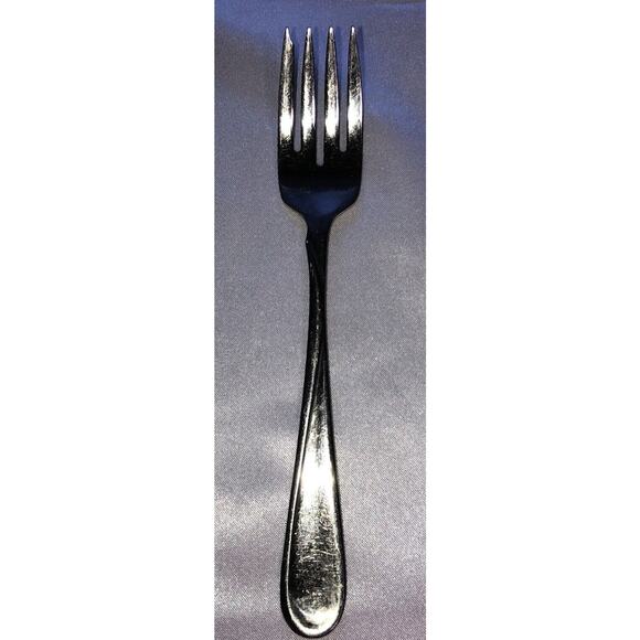 Oneida USA Silverware Replacement Flatware Fork - Picture 1 of 6